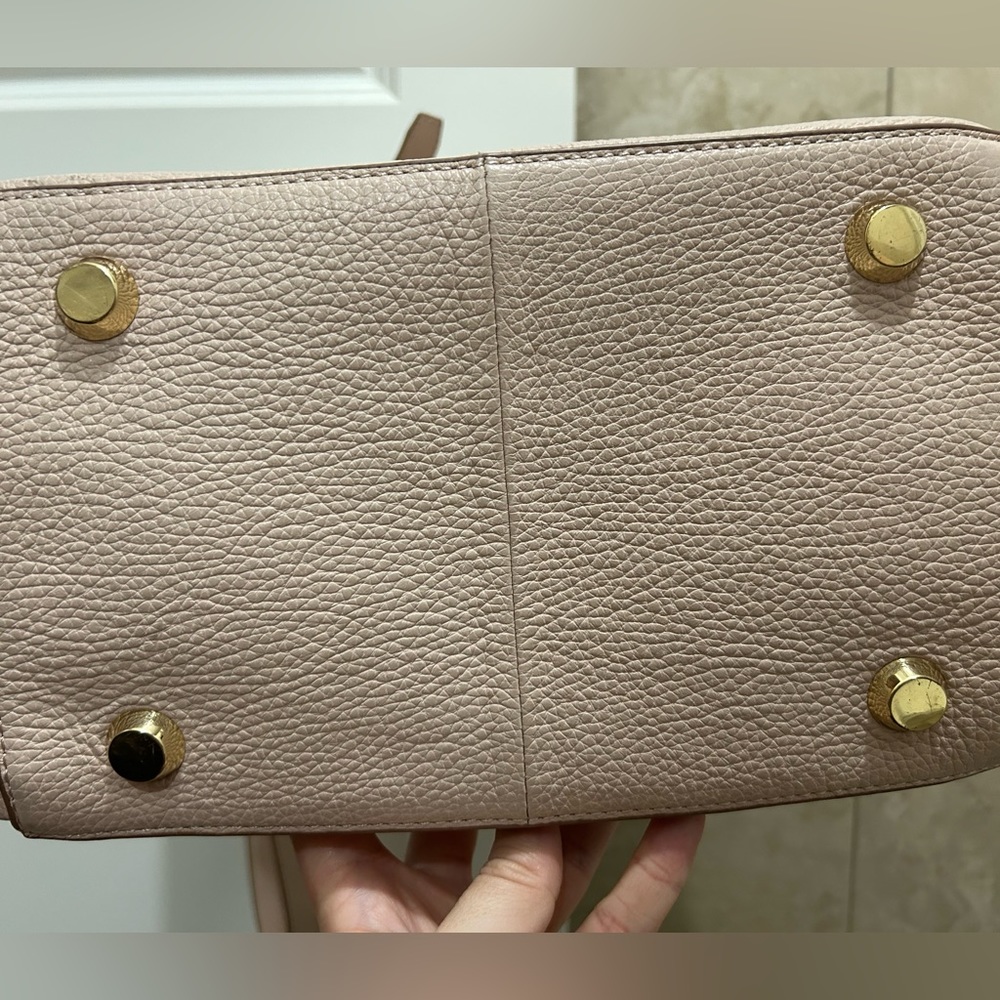 GILI Blush Pink Leather Handbag - Picture 3 of 11